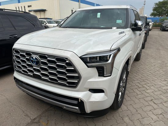 23款丰田红杉3.5T混动价格96万起