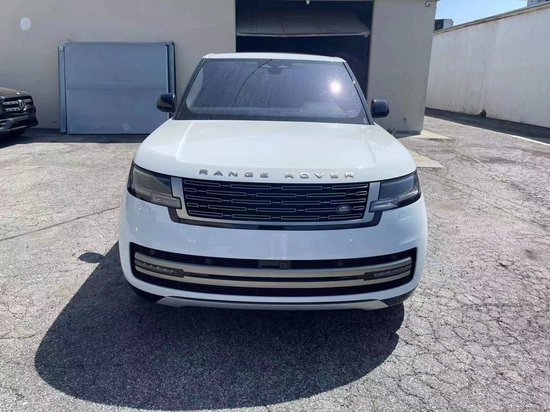 23新款路虎揽胜标轴港口最新报价