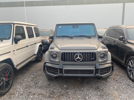 2023款奔驰G63阿拉伯灰 国六现车290万起