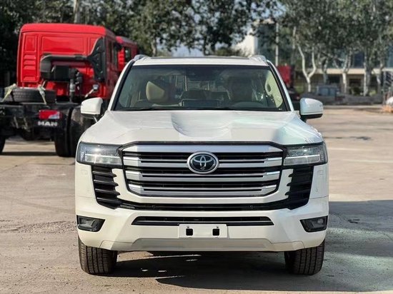 最新款兰德酷路泽LC300 天津港降价促销