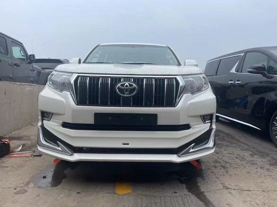 2023款丰田霸道4.0L港口现车报价行情