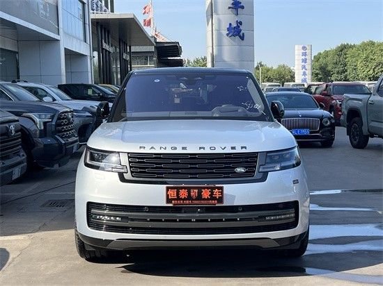 全新一代路虎揽胜平行进口标配四轮转向