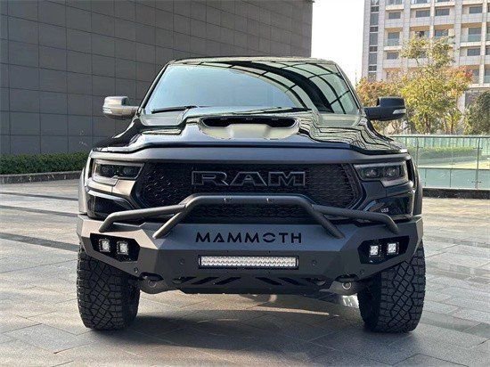 道奇猛犸象1000马力特价190万优惠超值