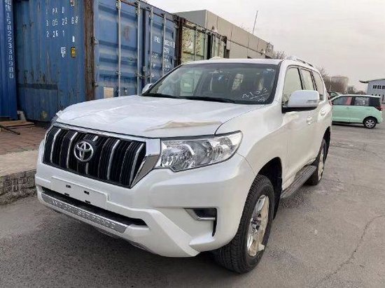 丰田霸道2800柴油版欧版中东版都有现车