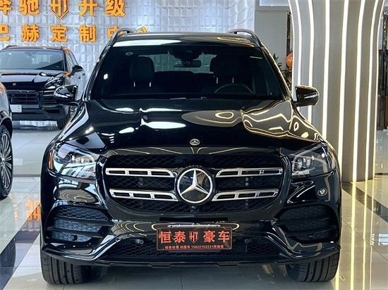 2023款奔驰GLS450 豪华展现平滑淋漓