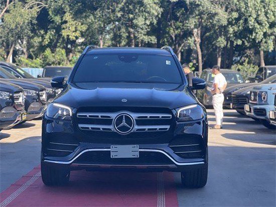 天津港23款平行进口奔驰GLS450降价出售