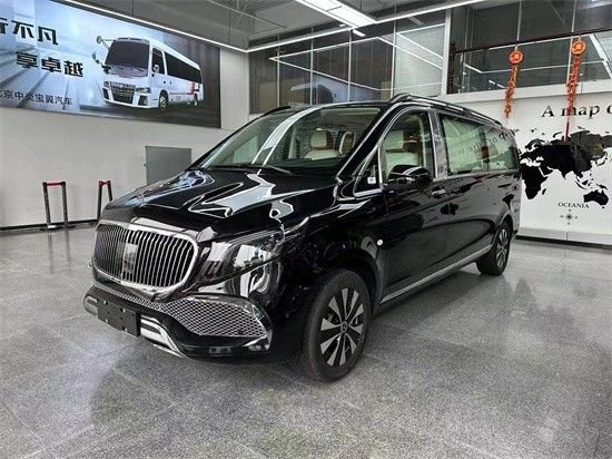 奔驰威霆平顶商务 西安现车改装配置多