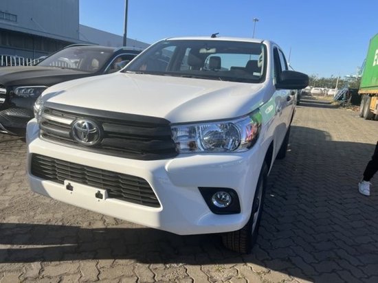 23款丰田海拉克斯2.8T柴油现车 35万起售