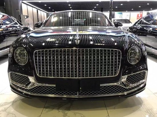 宾利飞驰2.9T插电混动港口最新报价