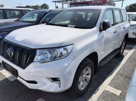 23款柴油丰田霸道2800现车50多万起促销