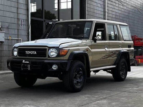 丰田LC76 4.0L港口最新报价51万
