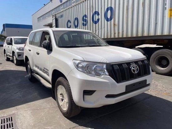 2023款丰田霸道2700 40多万港口惠促