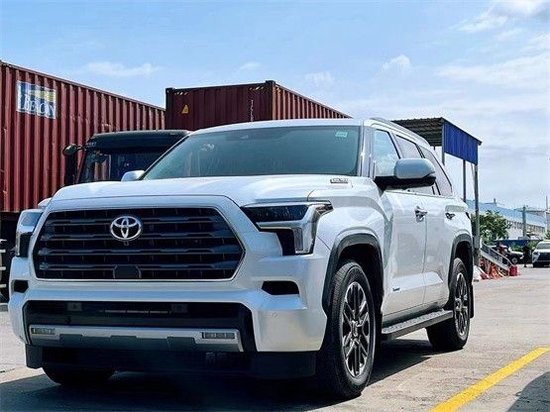 2023款丰田红杉3.5T混动 现车优惠促销