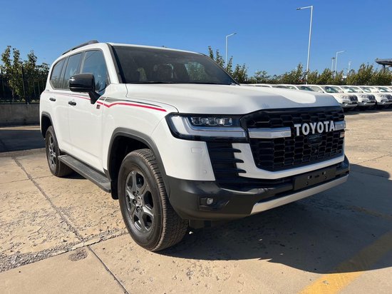 中东丰田酷路泽3.5TT/4.0自吸两款报价