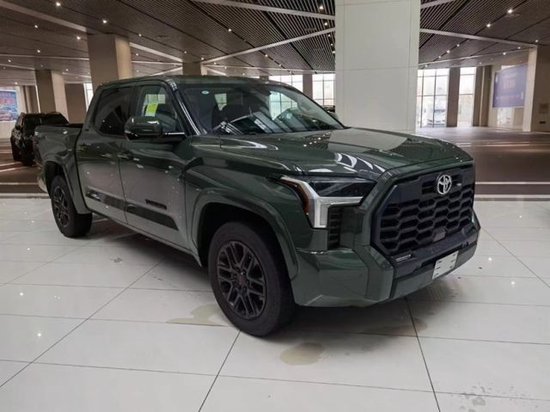 2023款丰田坦途3.5T 40余万手续齐当天票