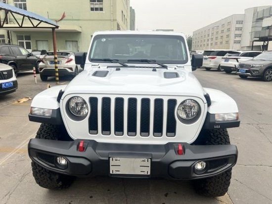 勇往直前的23款牧马人2.0T罗宾汉才40万