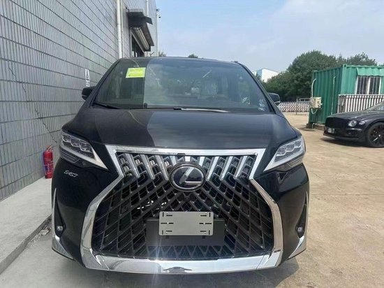 雷克萨斯LM300h港口最新行情130万