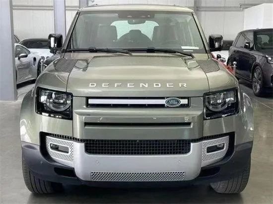 23款路虎卫士110柴油3.0T现车到店热销