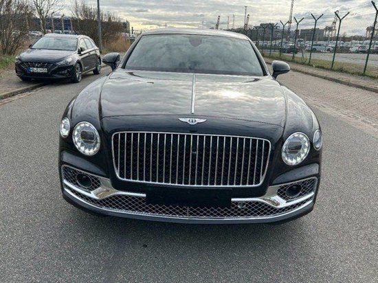 2023款宾利飞驰4.0T汽油大满配现车特价