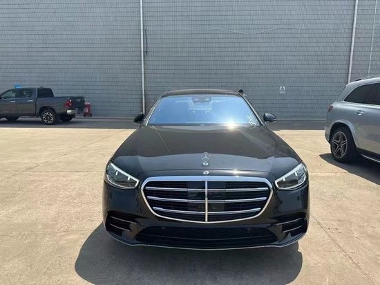 奔驰S580 4.0T港口最新报价150万起