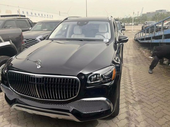 23款奔驰迈巴赫GLS600现车让利100万