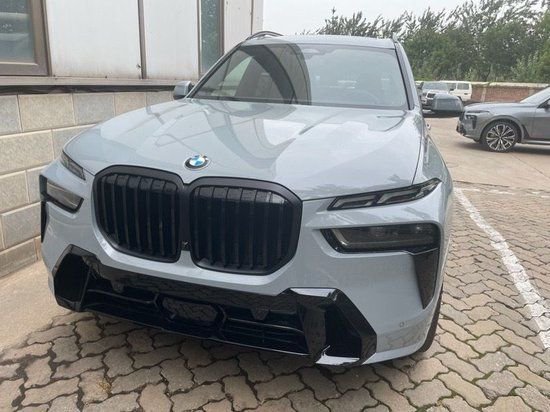 24款美规宝马X7 11月现车热卖售90万起