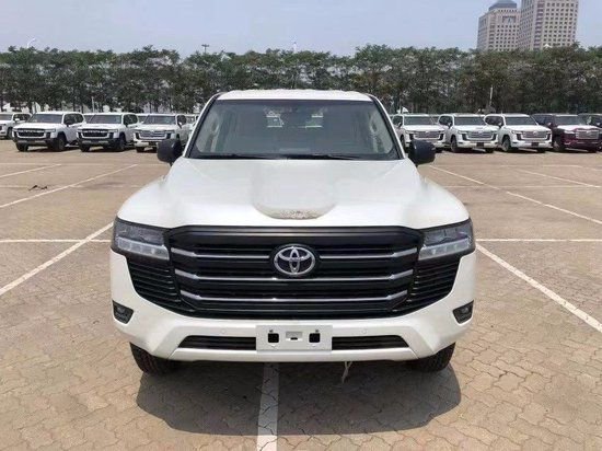 23款丰田酷路泽3300柴油 现车批发89万