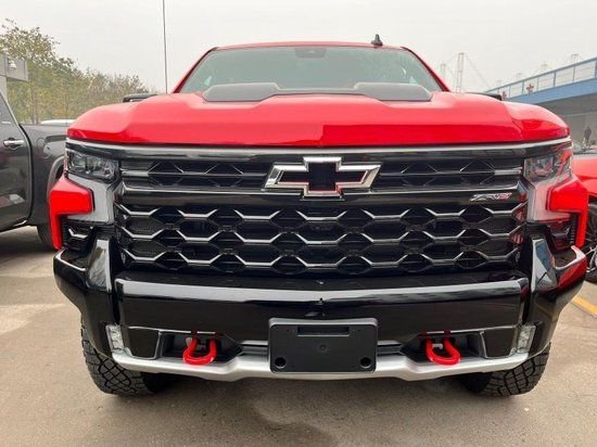 23款雪佛兰索罗德6.2四驱现车60来万提