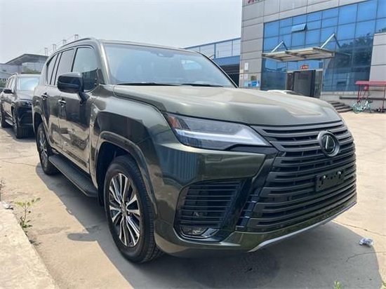 23款雷克萨斯LX600天津港底价130万起步