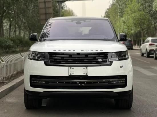 23款路虎揽胜4.4T P530匹马力优惠36万