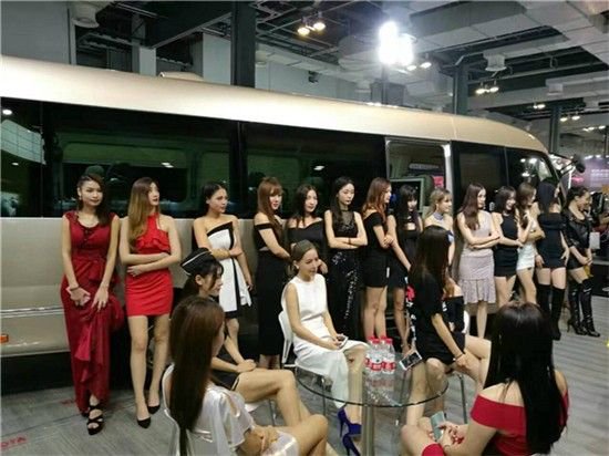 河南丰田考斯特4s店17座19座20座热销