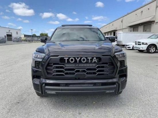 新款SUV宠儿23款丰田红杉3.5T 90万起售