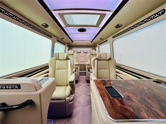 丰田考斯特定制旅游接待车改装销售价格
