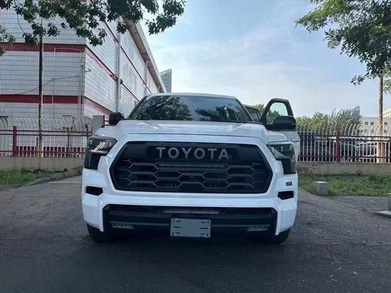 23款丰田红杉3.5T全尺寸SUV 港口现车