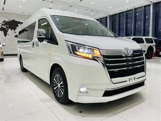 c1本可驾驶纯进口9座丰田海狮商务车