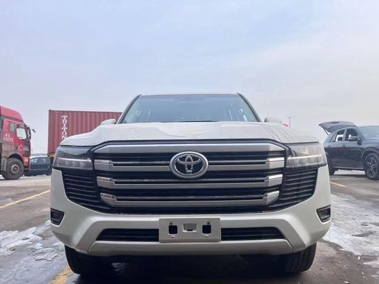 丰田酷路泽4000 4.0L港口最新报价71.5万