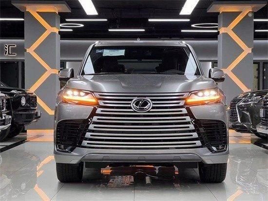 2023款雷克萨斯LX600 13X万火爆热销中