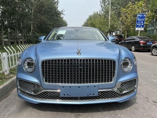 2023款宾利飞驰特价238万起 热销SUV