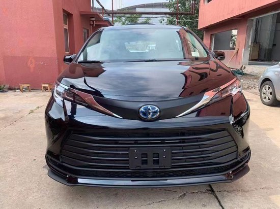 丰田塞纳2.5L油混 港口行情最新报价55万