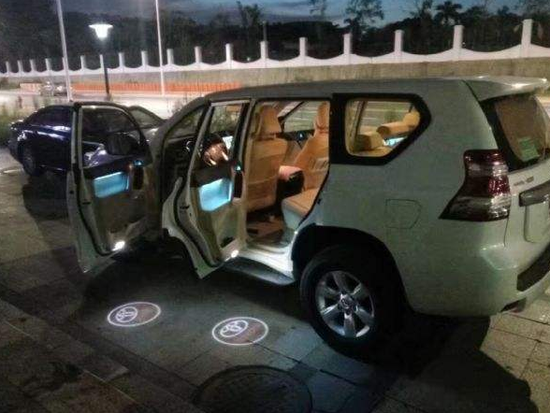 18款丰田霸道4000巨额优惠还送真皮包上