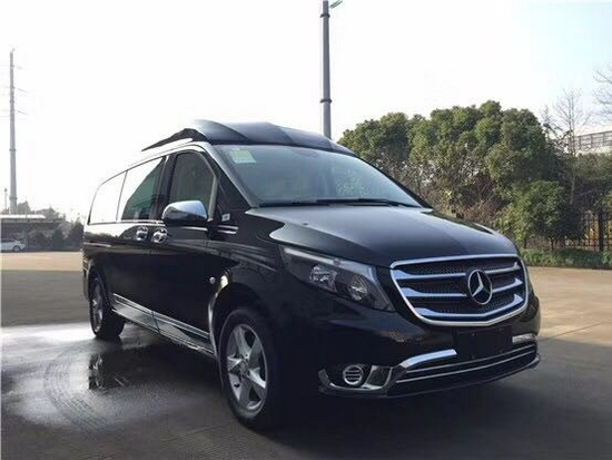 奔驰威霆改装商务车现车内饰 生活管家