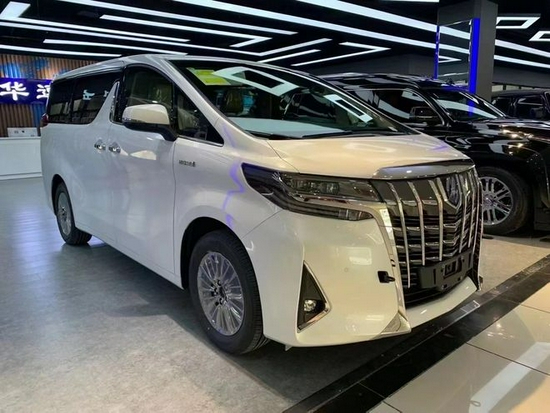 2021款全新丰田埃尔法现车价格83.9万起