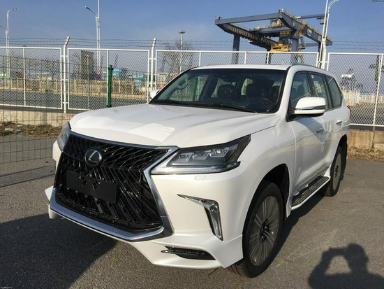 凌志lx570报价,凌志570报价售价 车身尺寸达到5010/1970/1920mm的雷克萨斯lx570可谓