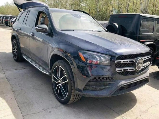 2021款奔驰GLS580加版顶配国六现车行情