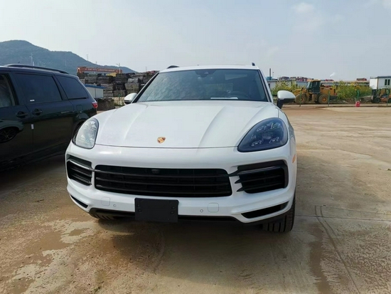 2021款保时捷卡宴现车天津港中秋促销价