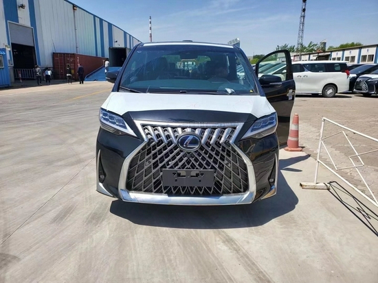 2021款雷克萨斯LM300油混四驱现车特惠