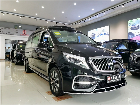 奔驰威霆豪华商务车伊丽莎白款