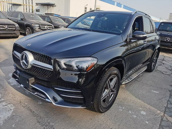 gle350奔驰最新报价,gle350奔驰2021款 2021款奔驰gle350现车价格国六现车实拍