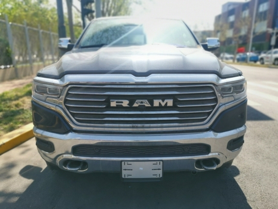 20款道奇公羊长角号5.7v8发动机大皮卡