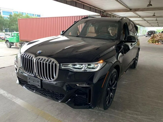 2021款宝马X7国六现车随时提优惠20万